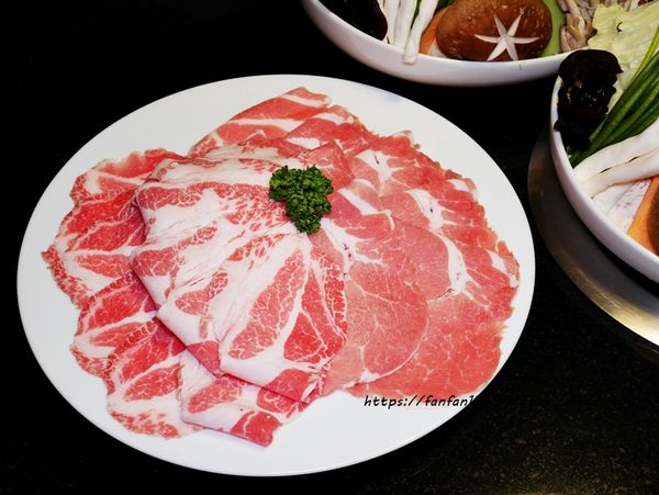 【內湖美食】明水然日式海鮮鍋物 #個人鴛鴦鍋 #黑松露牛奶鍋 #椰子雞鍋 #馬賽蕃茄海鮮 #無菜單鐵板燒 (18).JPG