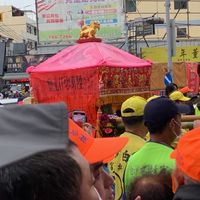 白沙屯媽祖的快樂香燈腳