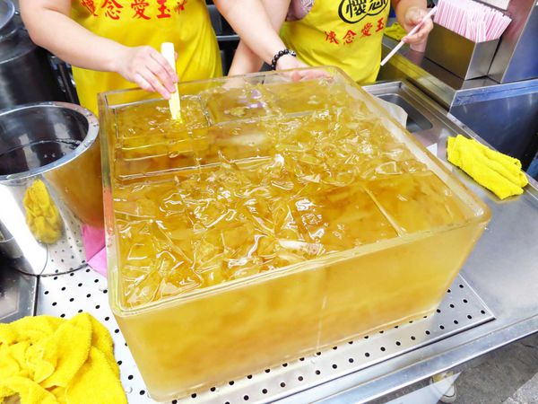 【台北萬華美食】懷念愛玉冰-夏天消暑盛品 【台北萬華美食】懷念愛玉冰-夏天消暑盛品
