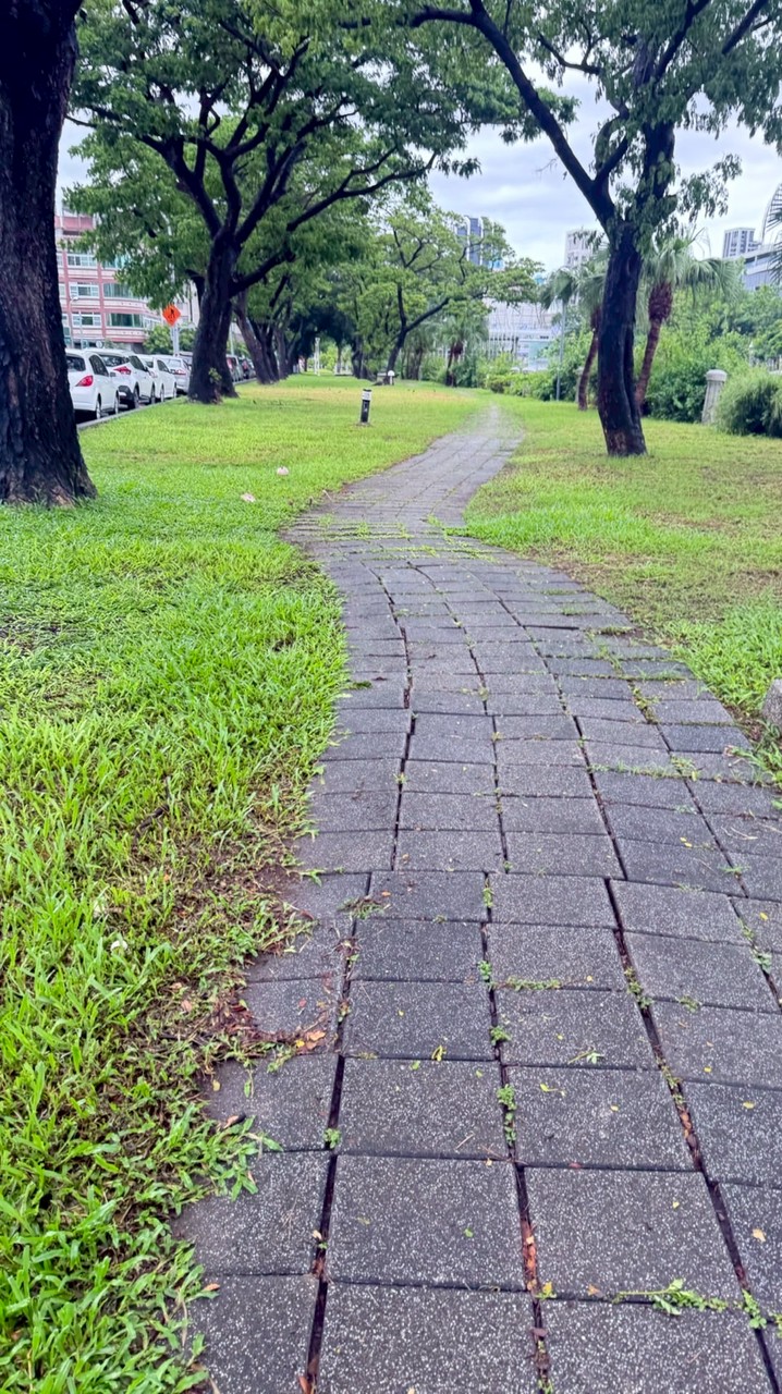 好野人的康樂群