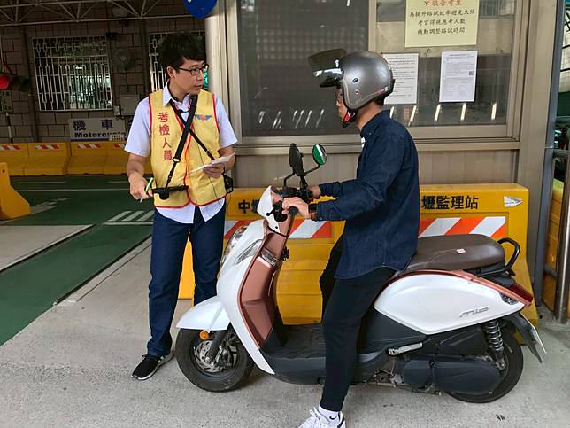 中壢監理站10 19舉辦假日門市機車考照一律採網路報名 勁報 Line Today
