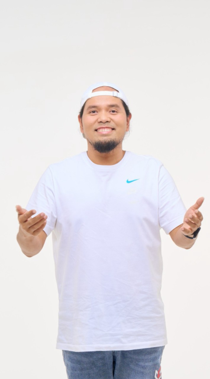 คลาสเรียนสอนถ่ายวิดีโอตัดต่อสอนสดผ่านซูมกับกับ TikTok