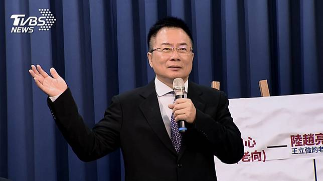 前國民黨副祕書長蔡正元揭健保歷史，狠酸民進黨。(圖／TVBS資料畫面)
