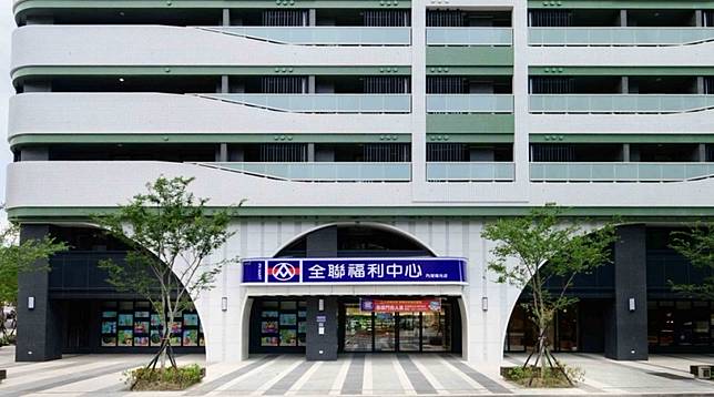 全聯逆勢推400坪新店型 遲來的智慧超市 如何與家樂福 7 11 全家的科技店一較高下 數位時代 Line Today