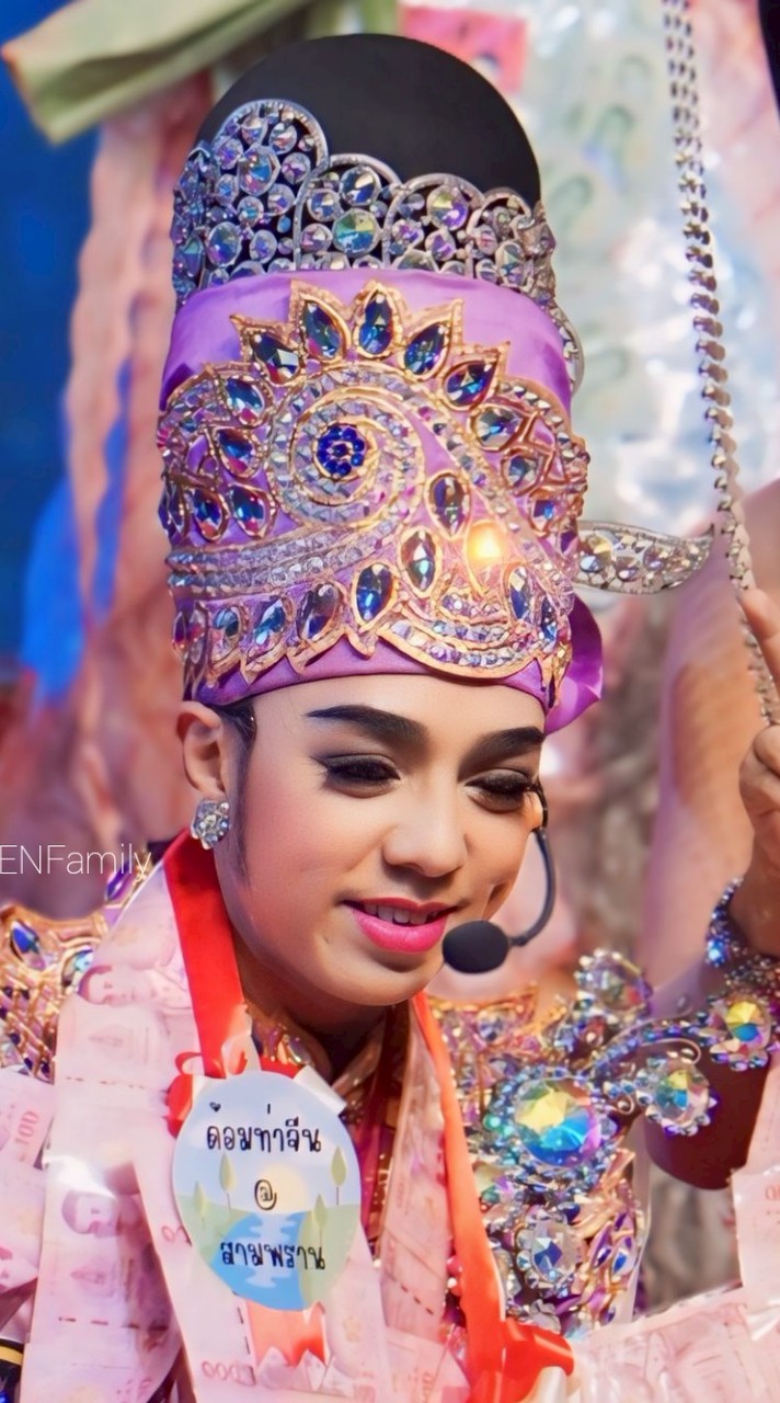 (ด้อม)ข้างบิ๊ก
