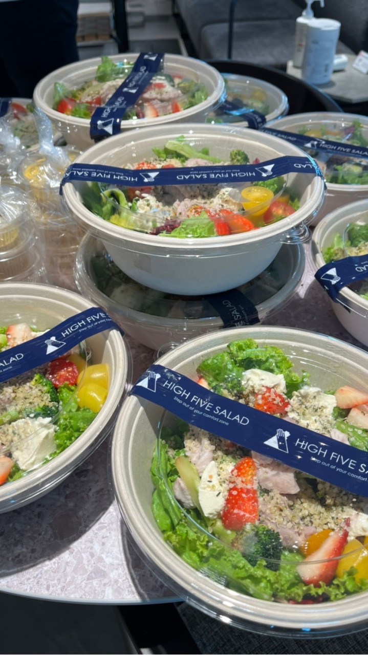 HIGH FIVE SALAD イベント