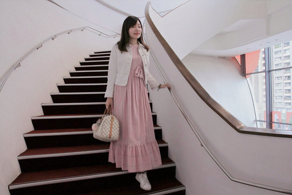 『台灣輕旅拍，外拍推薦』輕鬆自在走遍台中市七期國家歌劇院、堁夏咖啡 Café Crotchet、蔦屋書店 台中市政店、草悟廣場、道和六藝文化館刑務所演武場捕捉網美一日景點，透過鏡頭紀錄每一刻回憶-Snaping 攝影服務直擊分享