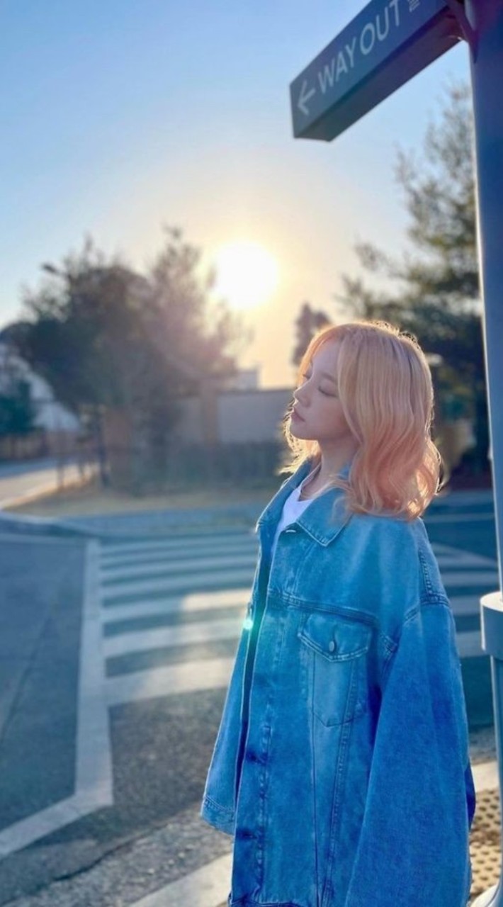 🌷𝐬𝐭𝐚𝐫 𝐜𝐡𝐚𝐬𝐞𝐫の͇𝐰𝐨𝐫𝐥𝐝✨ ✧ 追 星 人 ㄉ 天 地 ♪