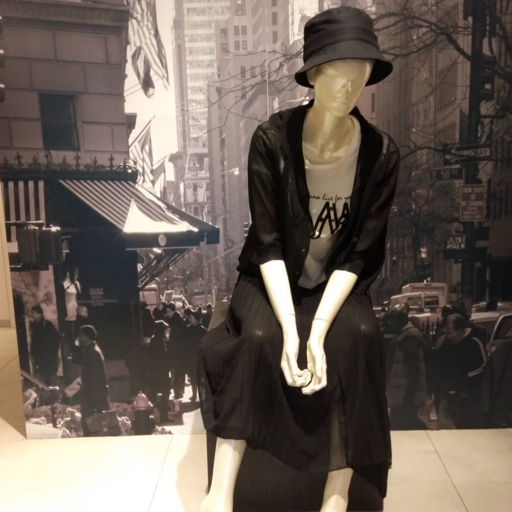 ＤｏＣＨ全館滿額免運 ★出貨說明★本賣場所有商品皆為現貨，現貨3天內(不含假日及例假日)出貨出貨後依照您選擇的寄送方式，宅配約1-2天送達，超商配送約2-3天送達。歡迎光臨~這裡是DoCH官方直營商城