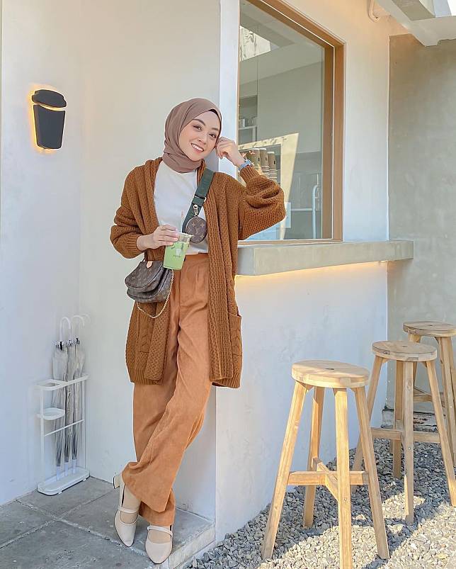 outfit vaksin hijab