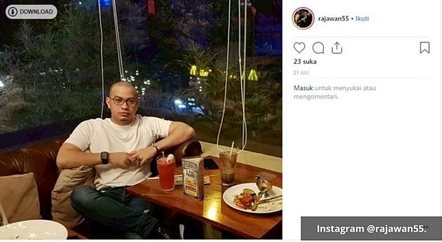 Bubu mantan pacar Syahrini tengah menikmati makan malam
