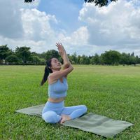 Yoga with Olivia孟凌