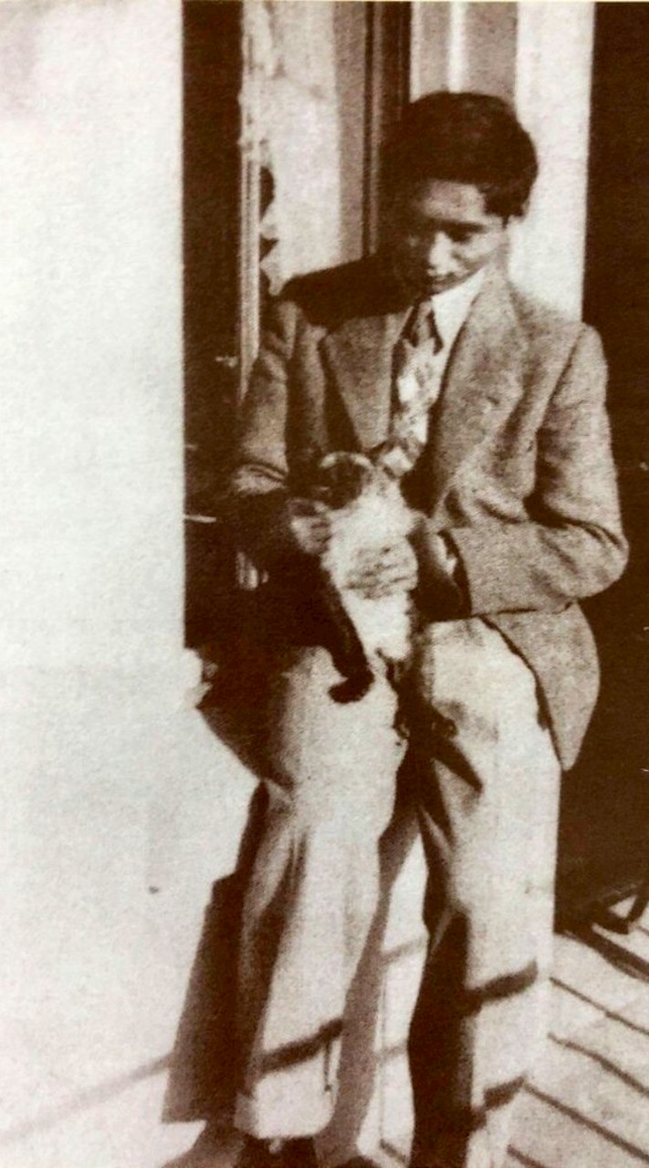 king ananda mahidol lovers ♥️🤴🏻