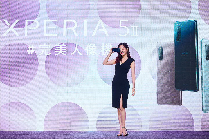 圖說四、Xperia手機持續以影像、音樂、遊戲技術帶來全方位的娛樂體驗，與代言人曾之喬跨足唱片、戲劇、主持的全方位女神形象相互呼應.jpg