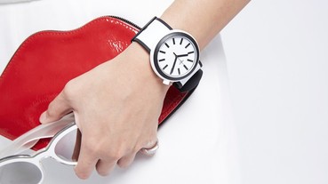 黑白普普風正夯！夏季必備的 2 大配件這樣搭才時髦