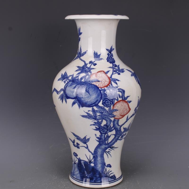 尺寸 高34.2厘米 口徑12.9厘米 肚徑19.2厘米 底徑11.4厘米