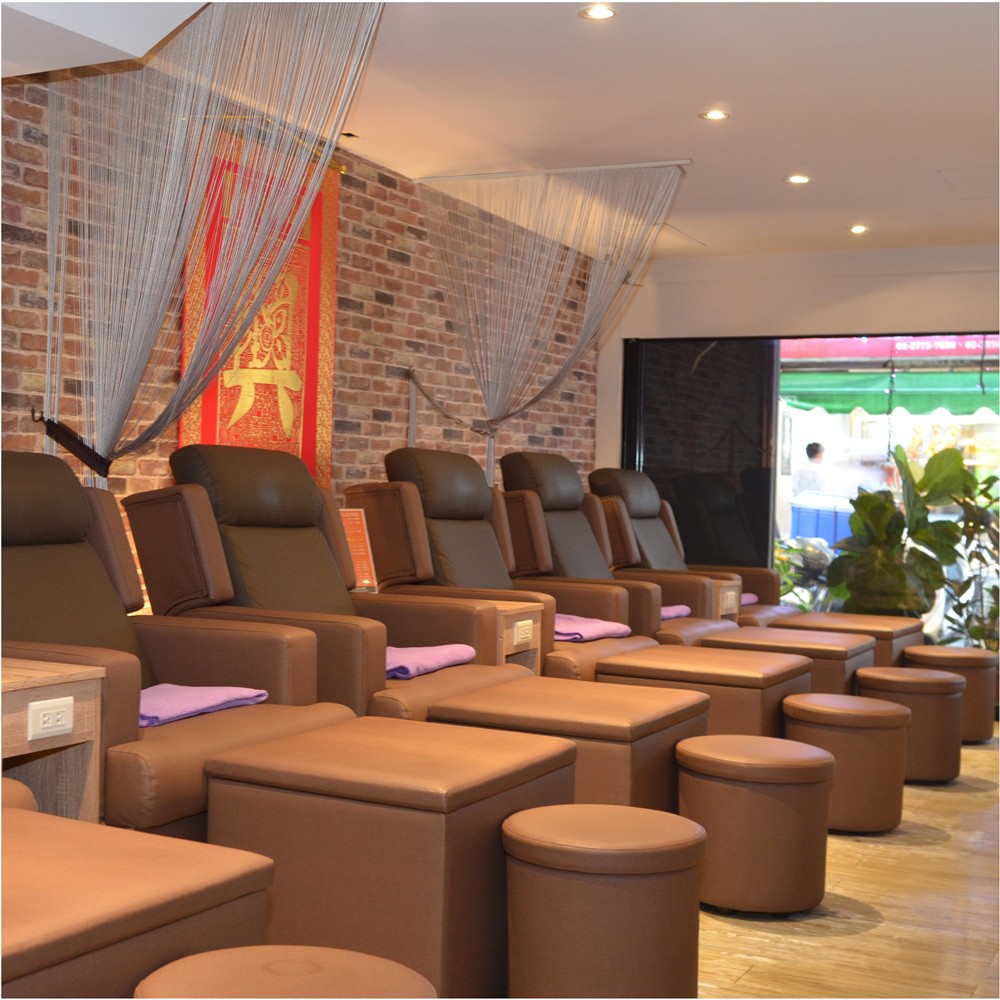 ●【台北】竹之坊養生會館-腳底+肩頸按摩50分鐘使用說明：1.單張券可1人(不限男、女)至竹之坊養生會館使用《腳底按摩40分鐘+肩頸按摩10分鐘》。 ※以上內容限一次使用完畢。2.本券不分平假日使用。