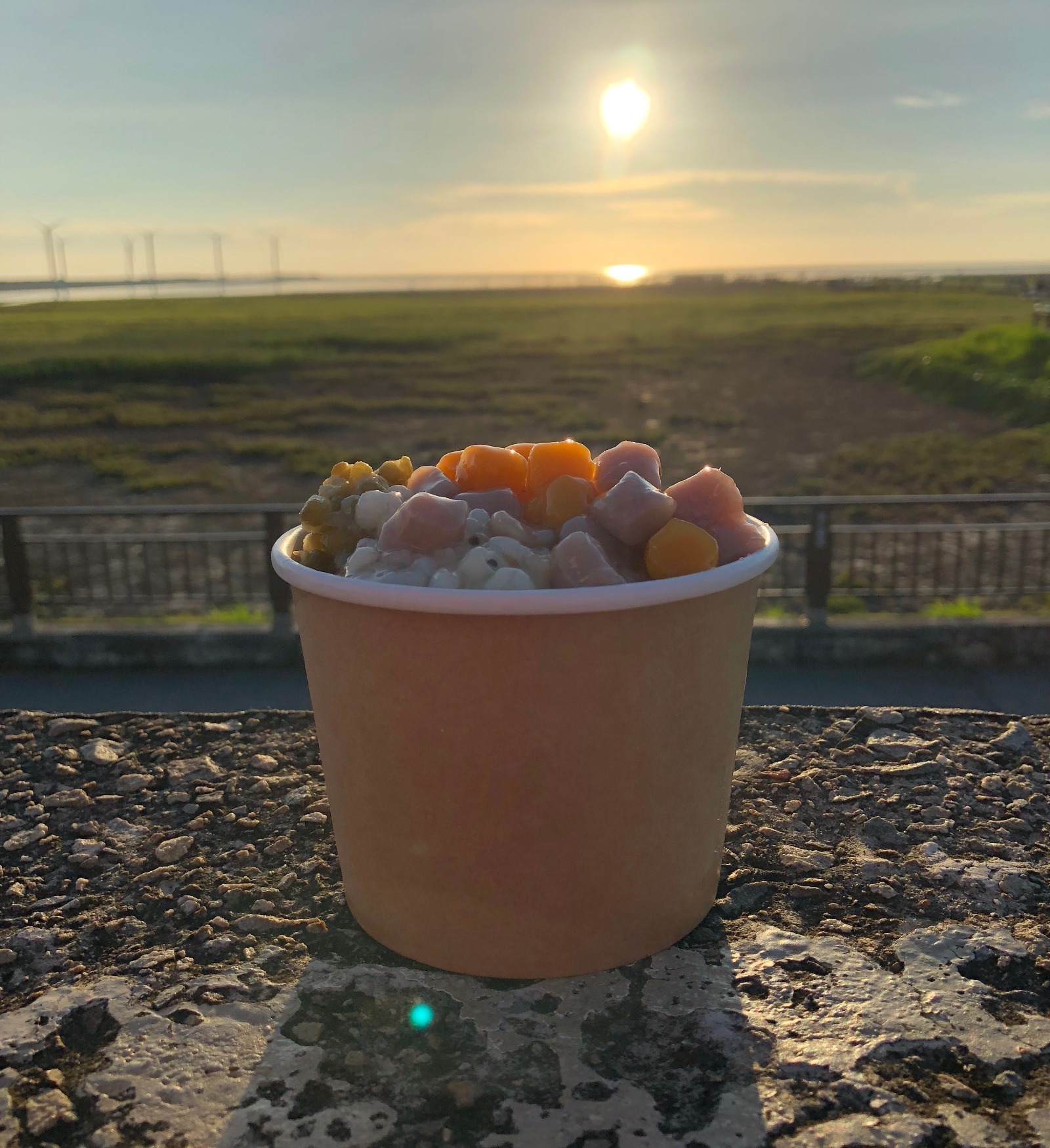 高美濕地海堤芋圓