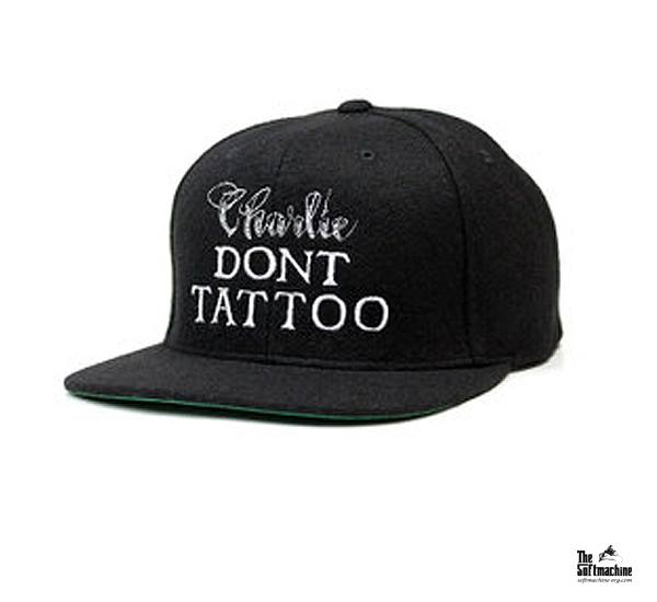 60年代加州犯罪集團曼森家族領導者charles milles manson主題獨特手繪電繡標語翻玩1979年戰爭電影apocalypse now(現代啟示錄)知名對白