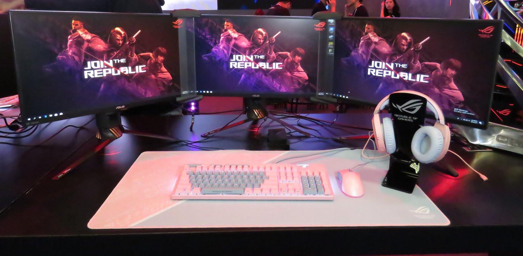 粉紅電競風！ROG PNK LTD 電競周邊上市，鍵盤、光學滑鼠、耳機、滑鼠墊粉色登場