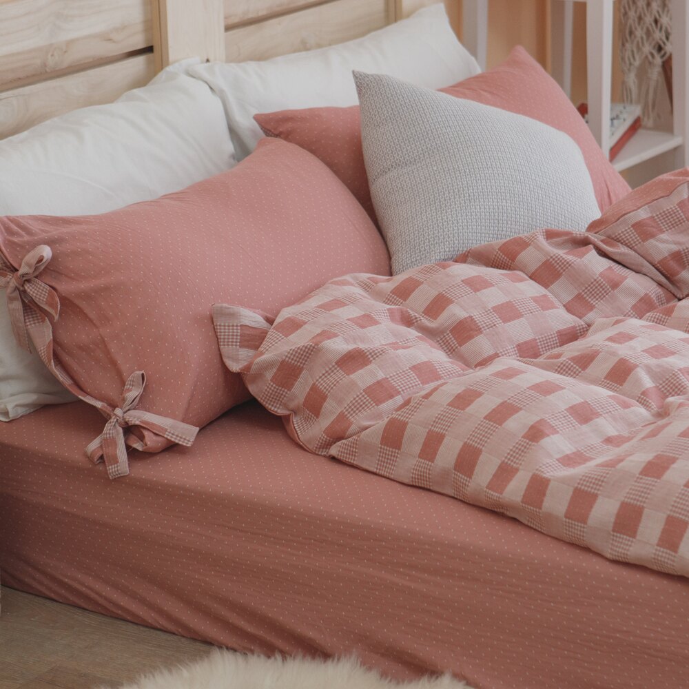 ‧內歛的妳簡約而幸福的選擇 ‧還妳真自由新混搭哲學 ‧雙層紗布交織、透氣耐洗 ‧專櫃車工