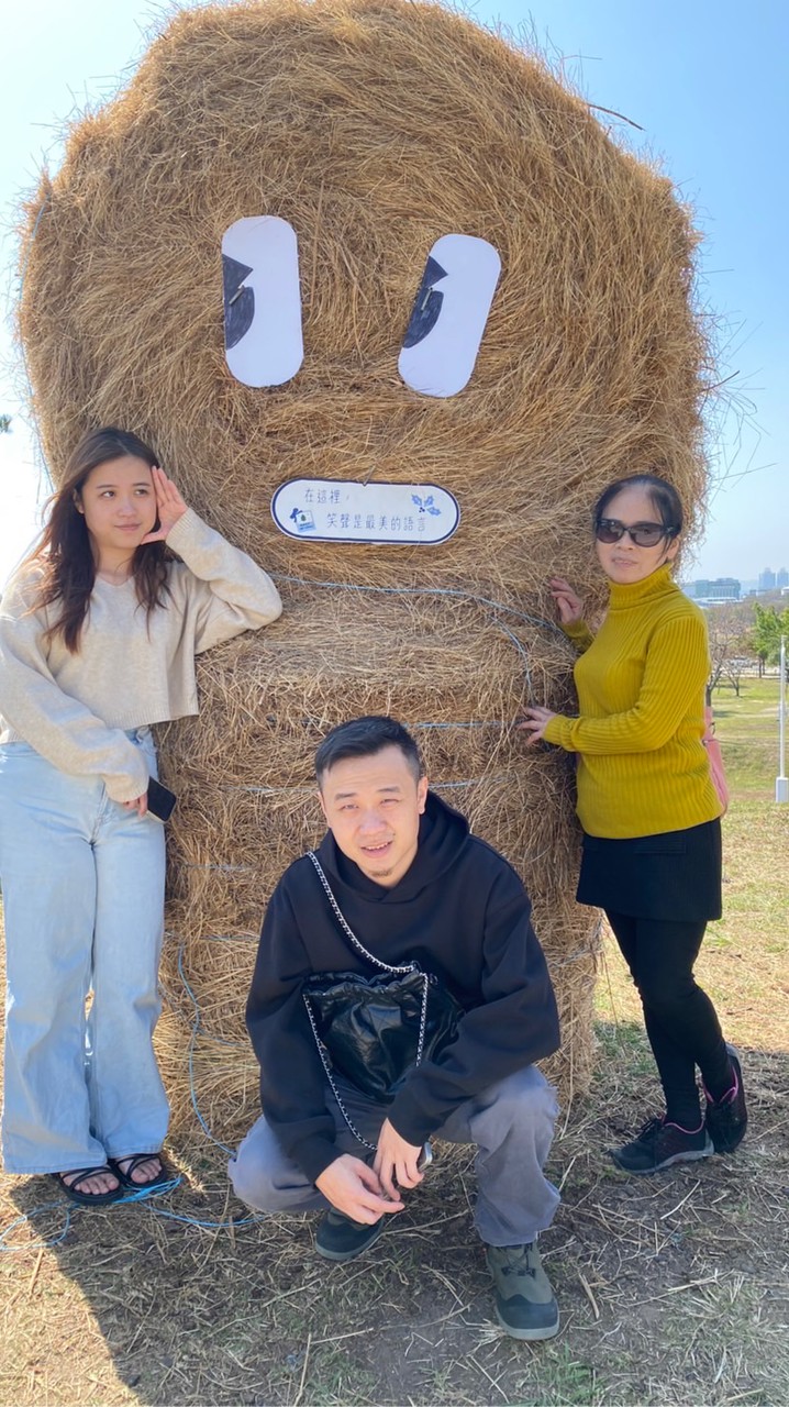 顏博軒家族