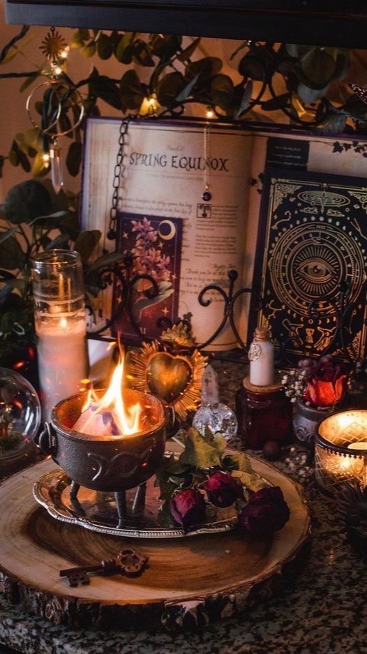 🕯️女巫Nyra丨占卜丨儀式丨魔法聖物🔮