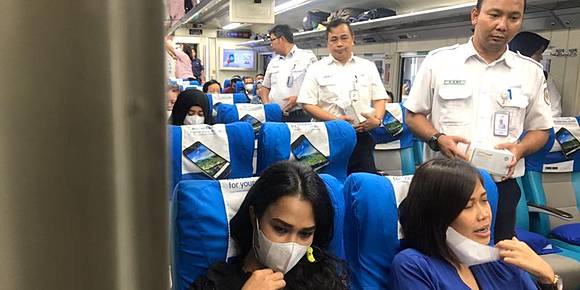 Kereta Jakarta-Bandung Belum Beroperasi akibat SIKM, Dirut KAI Surati Anies