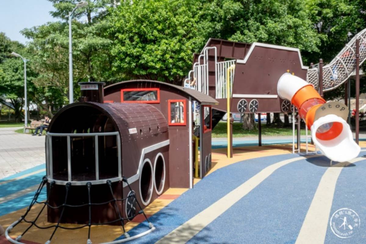 玩到虛脫都不想回家！雙北８「最強親子公園」：28米長滾輪滑梯、輕軌遊樂場