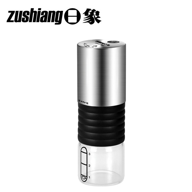 ★ 型號：ZOEG-C0601(充電式)★ 本體材質：304不繡鋼、玻璃、ABS、陶瓷磨芯★ 輸入電壓：DC5V★ 消耗功率：5.5W★ 本體重量：555公克★ 本體尺寸：70X70X203mm★ 產