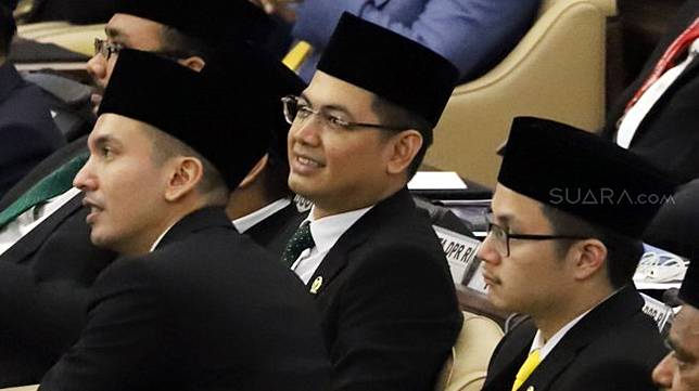 Jadi Anggota Dewan Tommy Kurniawan Siap Didemo Suara Com Line Today