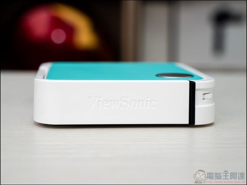 ViewSonic M1 mini Plus 口袋投影機 開箱 - 09