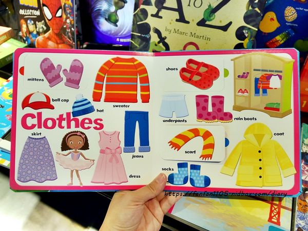 【台中烏日】大野狼國際書展 #TCIEC 臺中國際展覽館 #免門票 #200萬本書籍 #貼紙書 #奇幻投影AR立體書 #兒童外文書 #3D立體書 (36).JPG