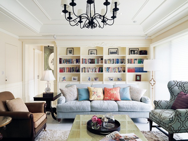 歐風古典、佈置、書櫃、四柱床、床頭釘