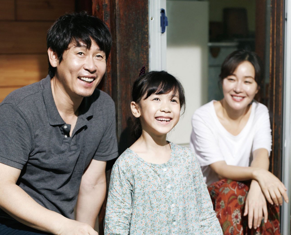 《屍速列車2：感染半島》李蕊作品回顧：7歲出演電影《素媛》，感動無數觀眾