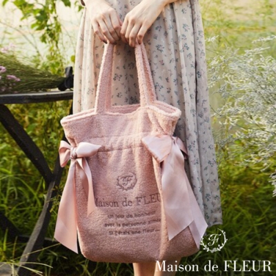 Maison de FLEUR 可愛QQ毛蝴蝶結緞帶手提包