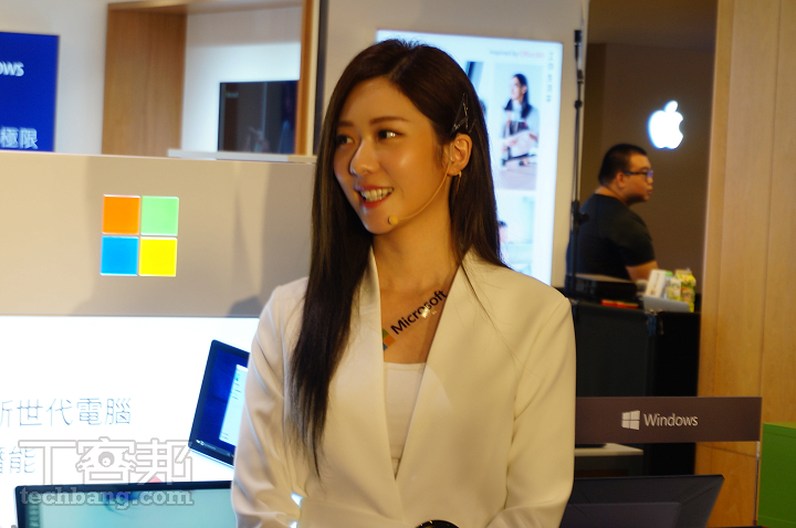 一日店長藝人張景嵐