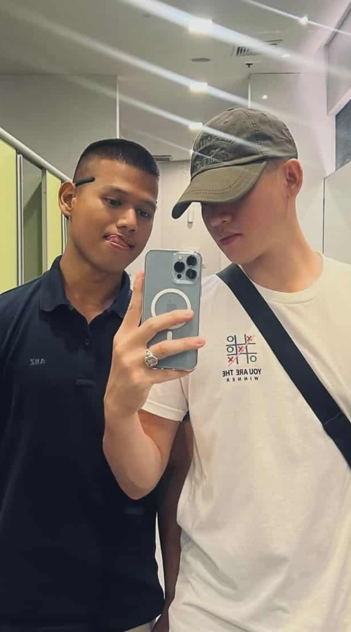 หมาแก่ & หมาน้อย 🐶