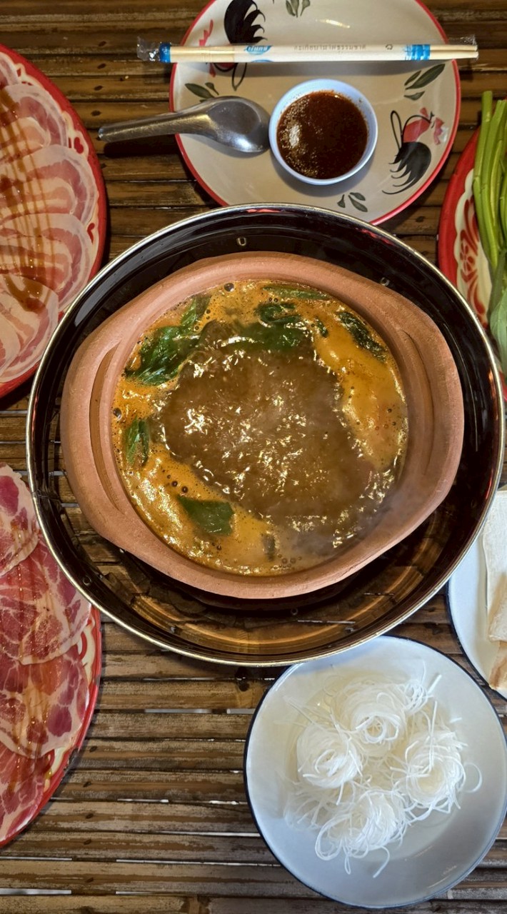 มักกินแจ่วฮ้อน