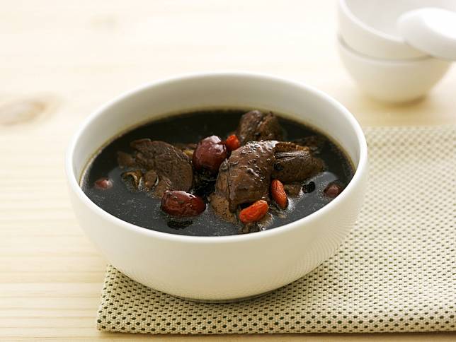 ▲十全大補雞湯（圖/奧丁丁市集）