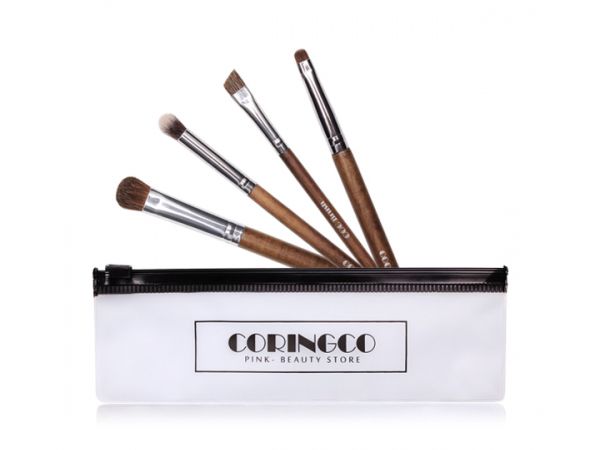 韓國 Coringco~眼影刷+眉刷4件組(附袋子)【D101600】，還有更多的日韓美妝、海外保養品、零食都在小三美日，現在購買立即出貨給您。