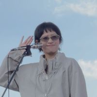 陳嫺靜的嫺裡面是月