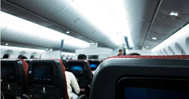 空姐誘「已婚同事們」機艙集體不倫！還寫恩愛日記　人夫氣炸公布