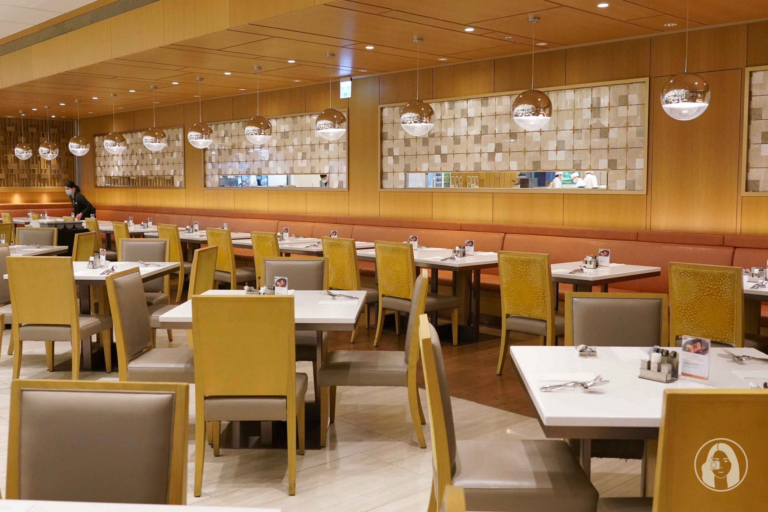 台北南港六福萬怡酒店 敘日全日餐廳 好萊塢名人也愛荷斯登牛肋眼牛排 頂級海陸特色主餐