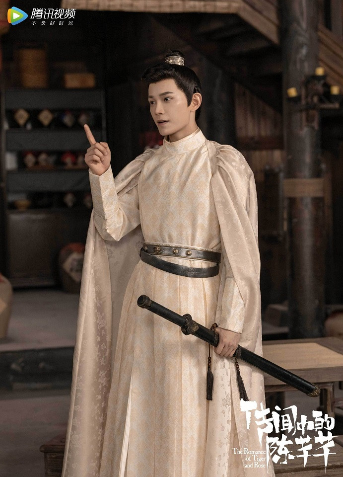 近期「兩部戲同時對打」的演員9：丁禹兮《韞色過濃》vs《傳聞中的陳芊芊》