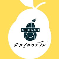 มิสเตอร์โม  สมูทตี้และไก่ทอด