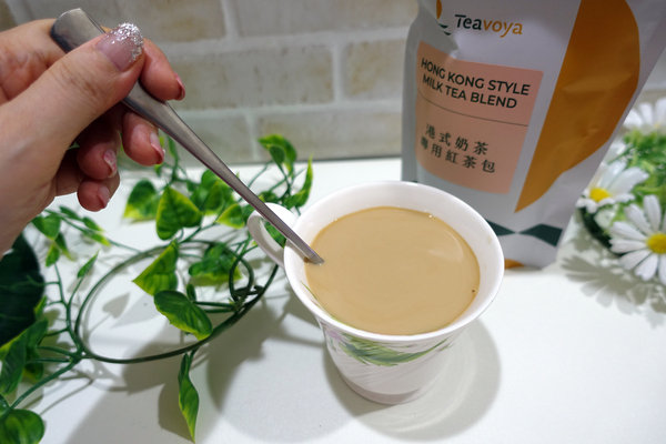 煮出道地港式奶茶的做法與配方-Teavoya港式奶茶專用紅茶包，用對港式奶茶紅茶包在家就能輕鬆煮出好喝的絲襪奶茶 