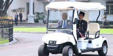 Curhat Jokowi yang Tergoda untuk Bawa Mobil Sendiri dan Indonesia