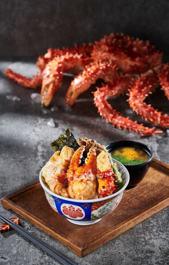 金子半之助推新品「帝王蟹天丼」