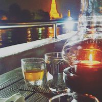 ดินเนอร์บนเรือล่องแม่น้ำเจ้าพระยา